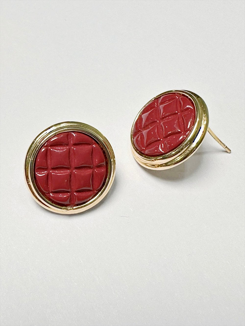 赤チェック　エコー　ピアス